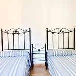Es Castell De Ca N\'Alou De Ses Cases Noves